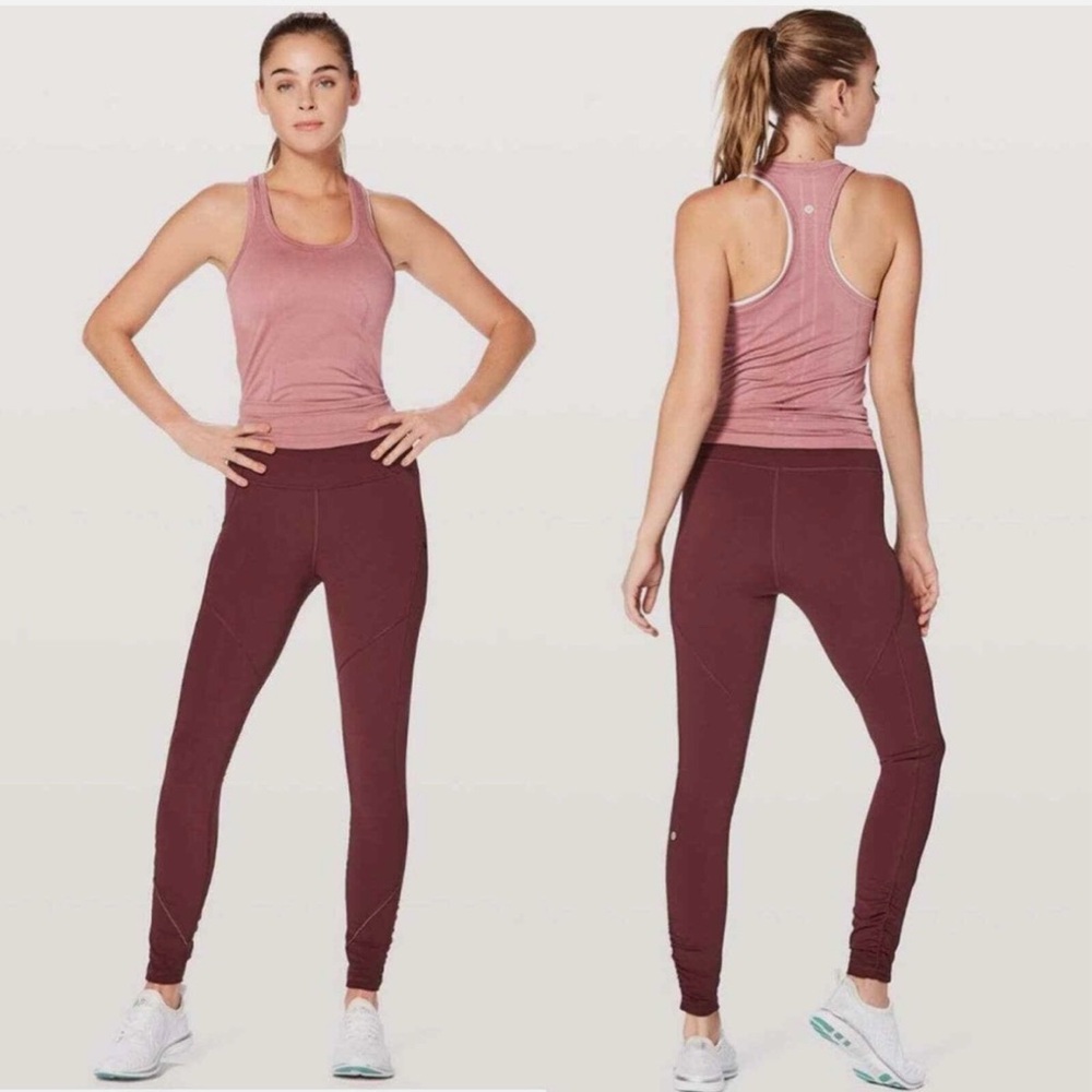 Lululemon Rain on Train on Tight